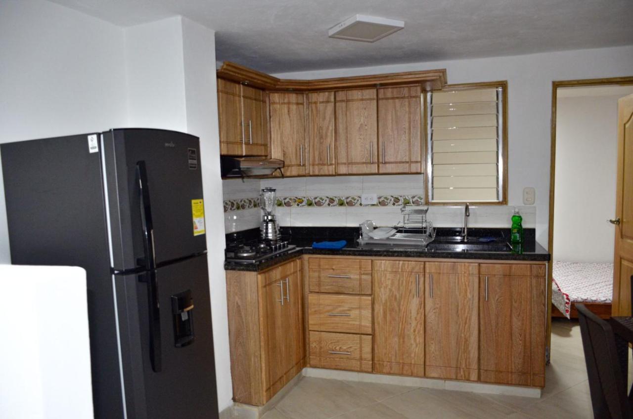 GuatapéLa Plazoleta Apartamentoアパートメント エクステリア 写真