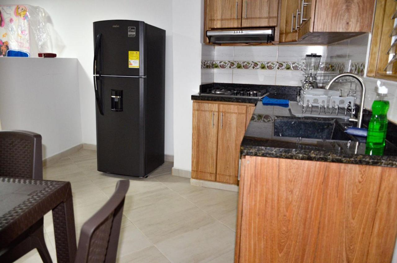 GuatapéLa Plazoleta Apartamentoアパートメント エクステリア 写真