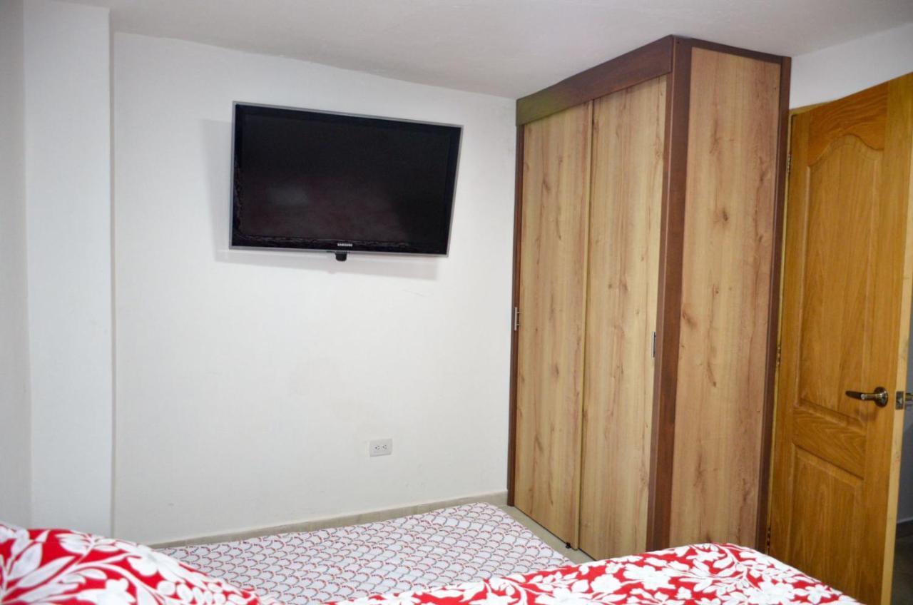 GuatapéLa Plazoleta Apartamentoアパートメント エクステリア 写真